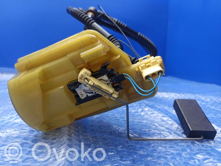 A2034710713002 Mercedes-Benz C W203 Kraftstoffpumpe im Tank, 39.99  
