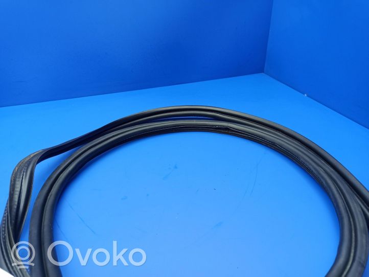 Mercedes-Benz E C207 W207 Trunk rubber seal (body) W207