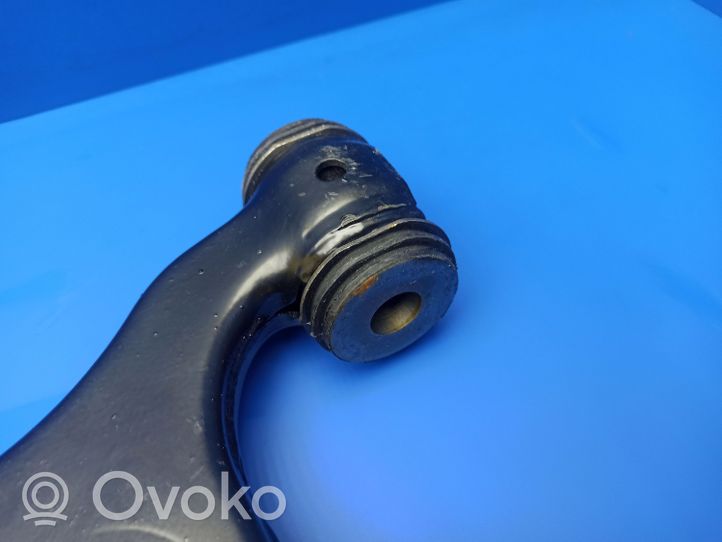 Mercedes-Benz A W169 Braccio di controllo sospensione anteriore inferiore/braccio oscillante 1693300607