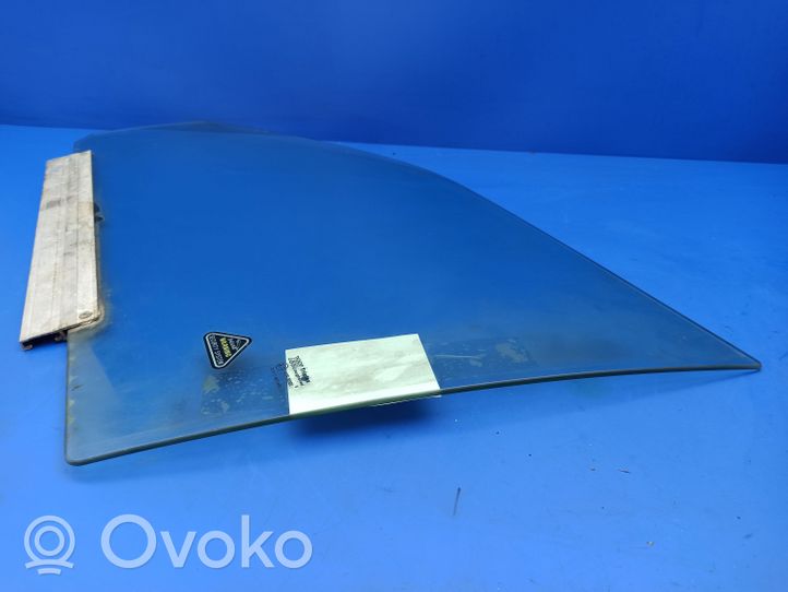 Jaguar XJ X308 Front door window glass four-door E1143R00002