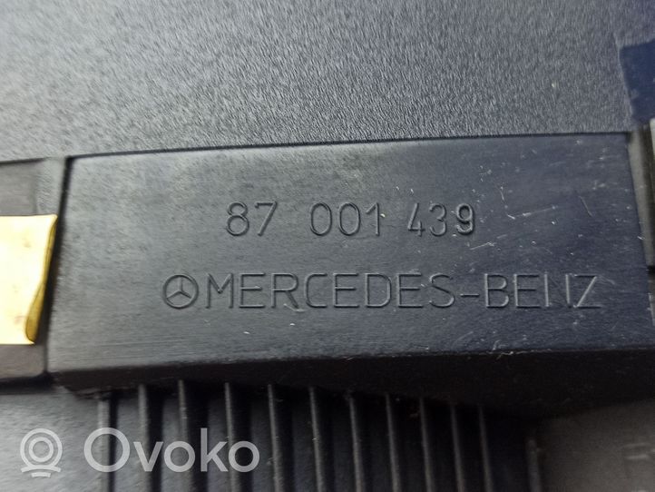 Mercedes-Benz C W203 Spidometras (prietaisų skydelis) A2035404347