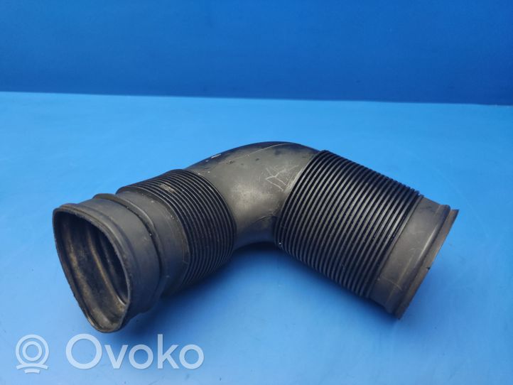 Mercedes-Benz C W203 Tube d'admission d'air A6110940587