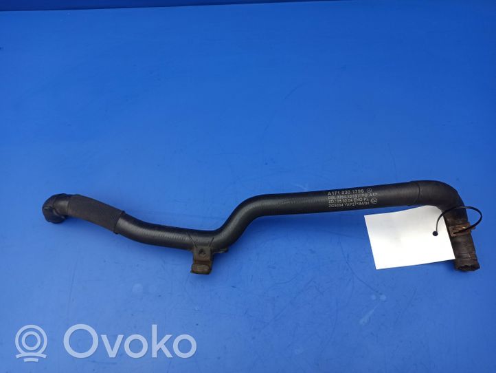 Mercedes-Benz SLK R171 Tubo flessibile del liquido di raffreddamento del motore A1718301796