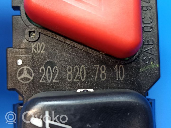 Mercedes-Benz C W202 Botón interruptor de luz de peligro 2028207810