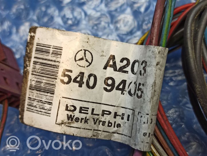Mercedes-Benz C W203 Faisceau de câblage pour moteur A2035409405