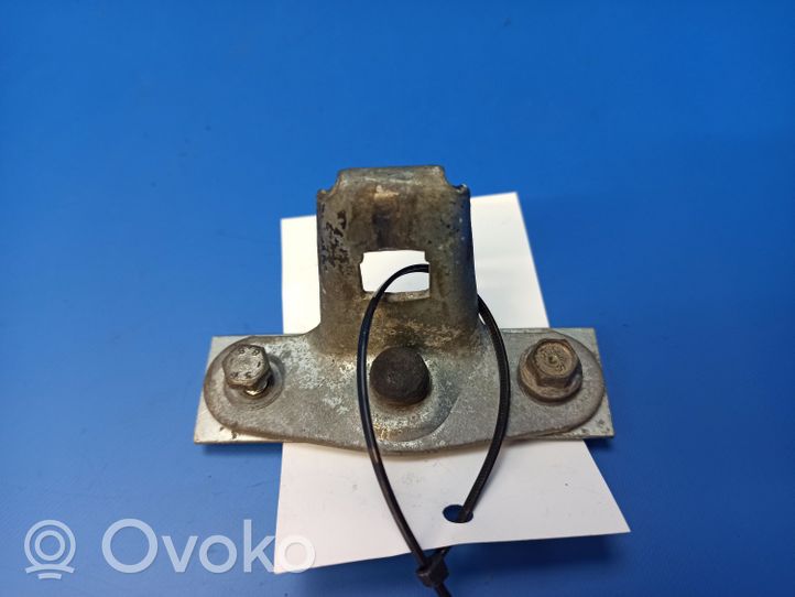 Mercedes-Benz 380 560SEC C126 Loading door lock loop/hook striker SEC