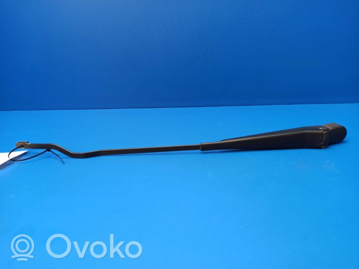 Mercedes-Benz 380 560SEC C126 Front wiper blade arm C126