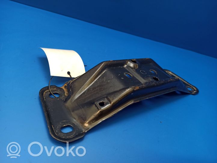 Mercedes-Benz 380 560SEC C126 Supporto di montaggio scatola del cambio C126