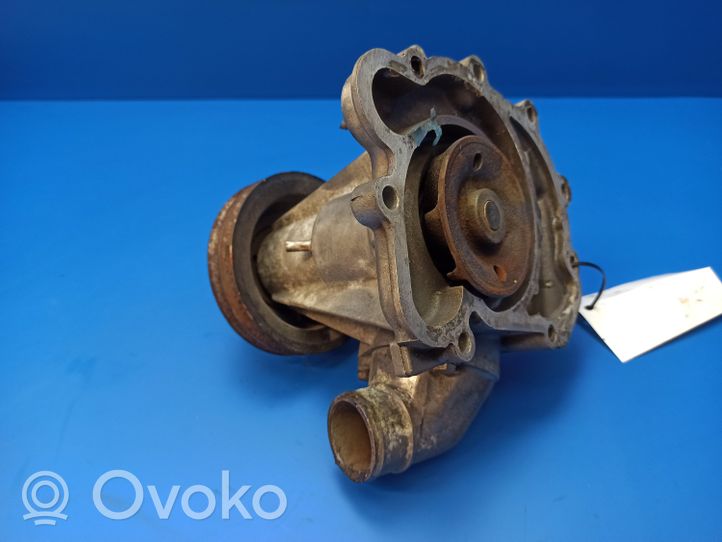 Mercedes-Benz 380 560SEC C126 Pompe de circulation d'eau 1172030174