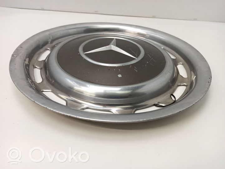 Mercedes-Benz COMPAKT W115 Enjoliveurs R14 W115