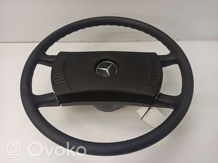 Mercedes-Benz COMPAKT W115 Kierownica 1164540017