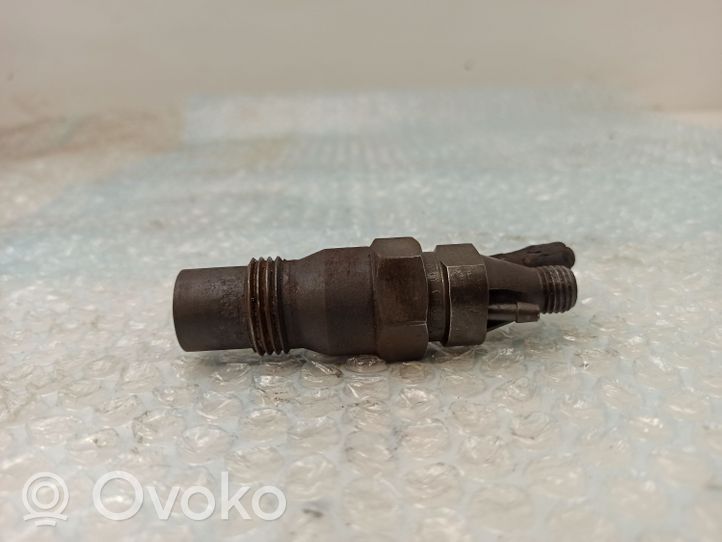 Mercedes-Benz COMPAKT W115 Fuel injector KCA30SD27