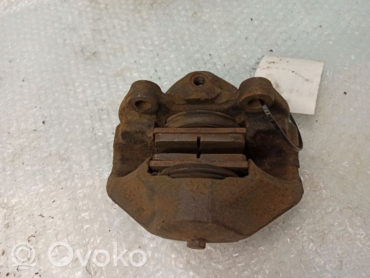 Mercedes-Benz COMPAKT W115 Caliper de freno delantero 