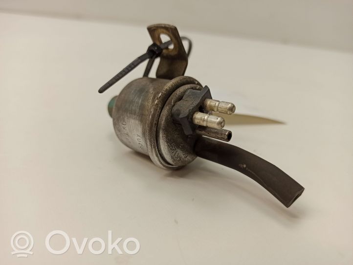 Mercedes-Benz 250 280 C CE W114 Vacuum valve ZK12979