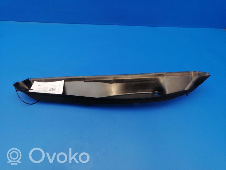 Mercedes-Benz C W204 Fender end trim A2048890225