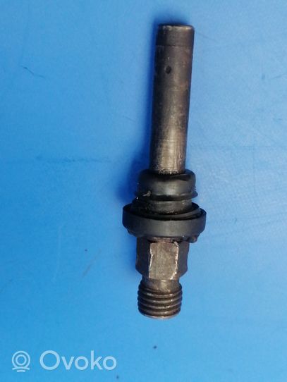 Mercedes-Benz S W126 Injecteur de carburant 0437502015