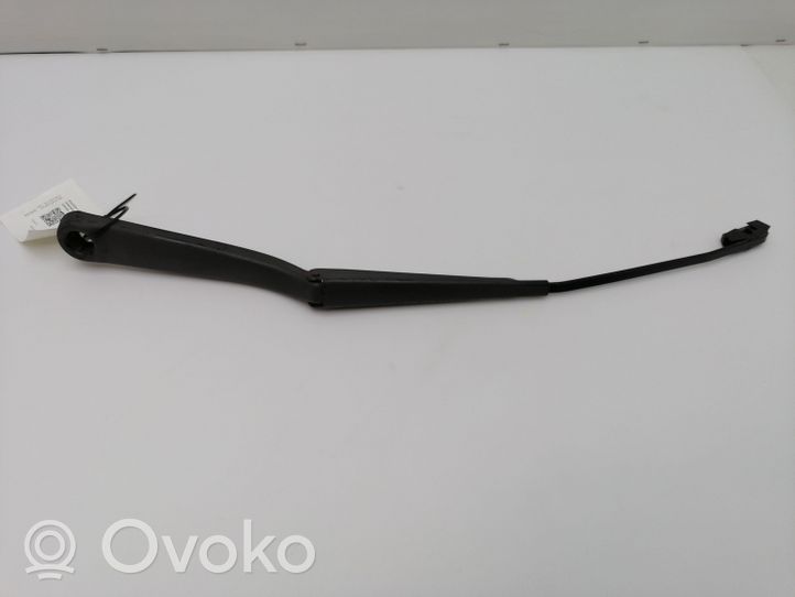 Mercedes-Benz S W126 Front wiper blade arm 