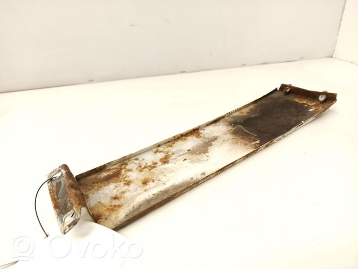 Mercedes-Benz S W116 Rivestimento sotto il faro/fanale 