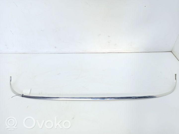 Mercedes-Benz S W116 Windshield trim 