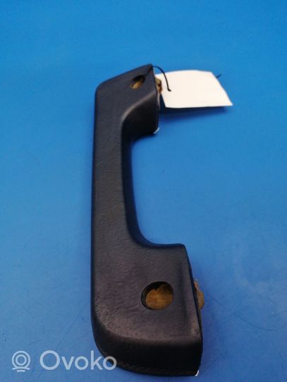 Mercedes-Benz E W123 Rivestimento della maniglia interna per portiera anteriore 1239701901