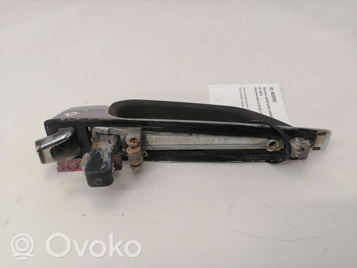 Mercedes-Benz E W123 Maniglia esterna per portiera posteriore 1237600359