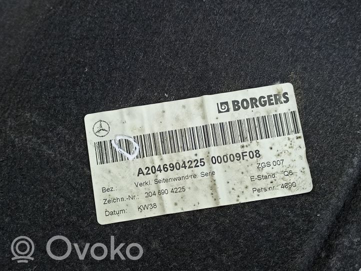 Mercedes-Benz C W204 Boczek / Tapicerka / bagażnika A2046904225