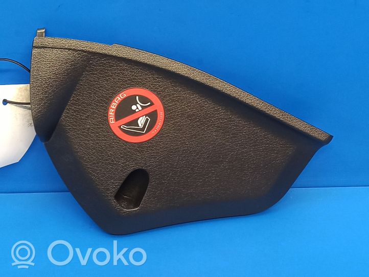 Mercedes-Benz C W203 Rivestimento estremità laterale del cruscotto A2036800678