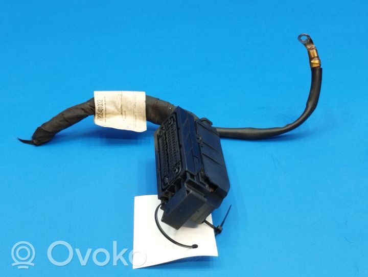 Mercedes-Benz C W203 Wtyczka złącza modułu ABS 0435458728