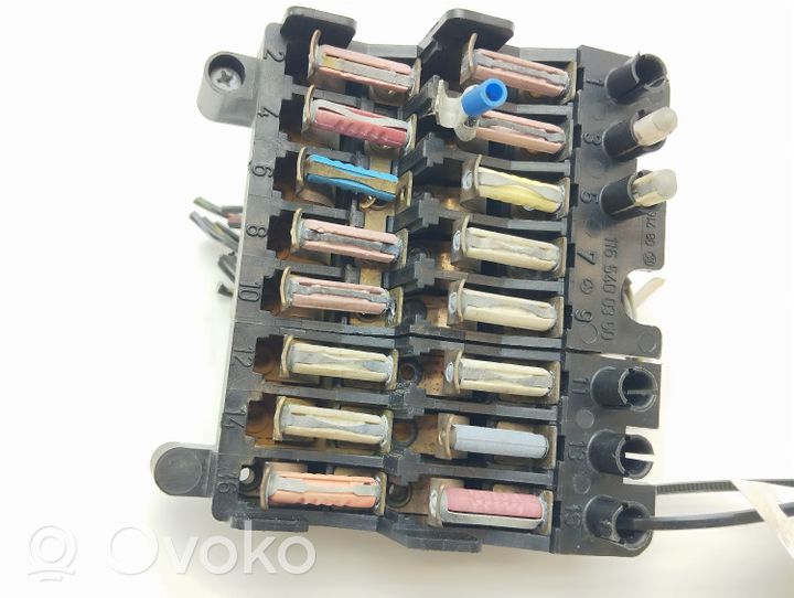 Mercedes-Benz S W116 Module de fusibles 1165400350