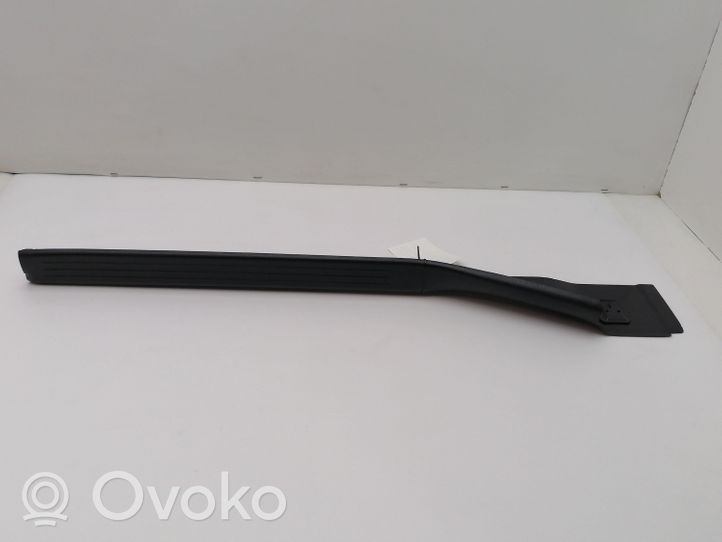 Mercedes-Benz C W203 Moldura protectora del borde delantero A2036862636