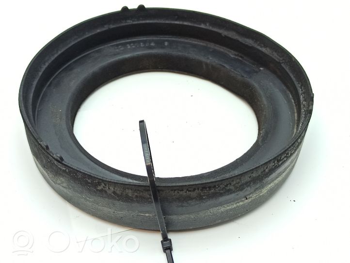 Mercedes-Benz 380 560SEC C126 Rear coil spring rubber mount 1153252344