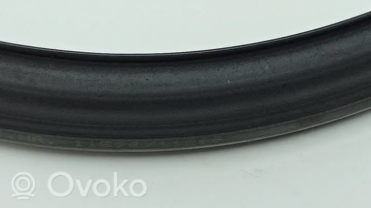 Mercedes-Benz C W204 Windshield trim A2046710120