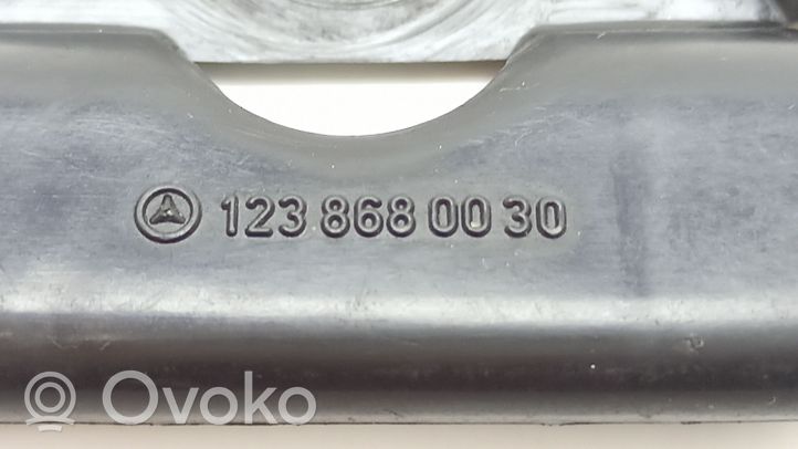 Mercedes-Benz E W123 Prowadnica pasa bezpieczeństwa 1238680030