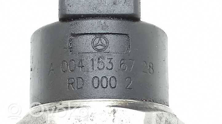 Mercedes-Benz E W211 Sensore di pressione del carburante 0281002504