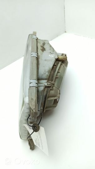 Mercedes-Benz E W123 Lampa przednia 11777900