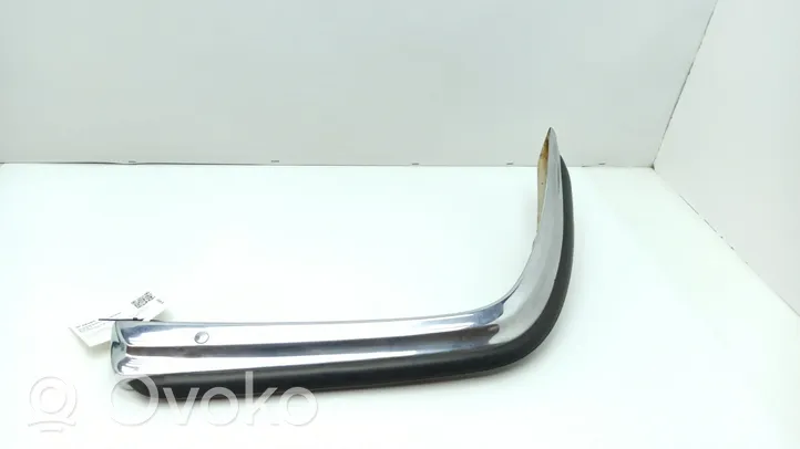 Mercedes-Benz S W116 Rivestimento del pannello parte angolare del paraurti anteriore 