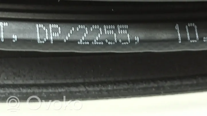 Mercedes-Benz E W212 Takaoven kumitiiviste (kiinni korissa) A2126970151