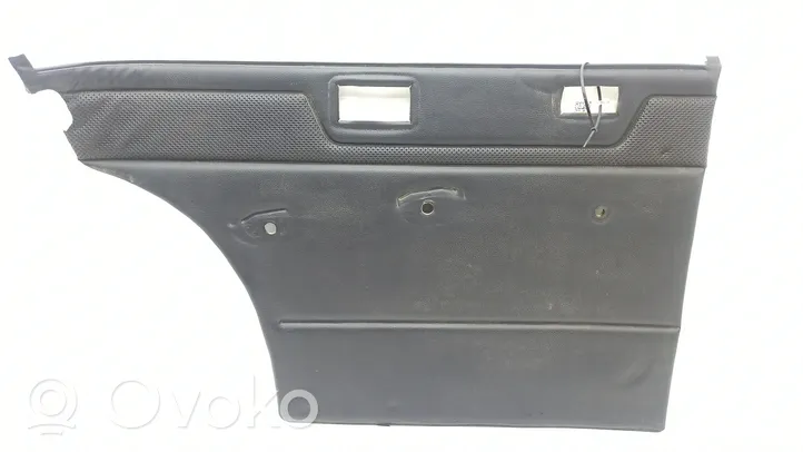 Mercedes-Benz COMPAKT W115 Garniture panneau de porte arrière 