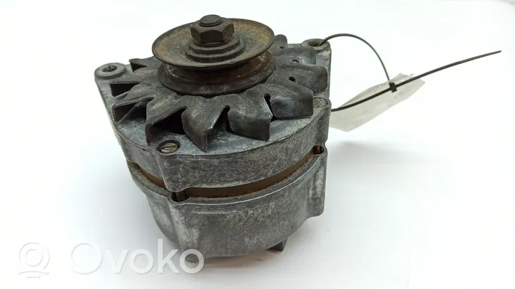 Mercedes-Benz COMPAKT W115 Generatore/alternatore 0192052008