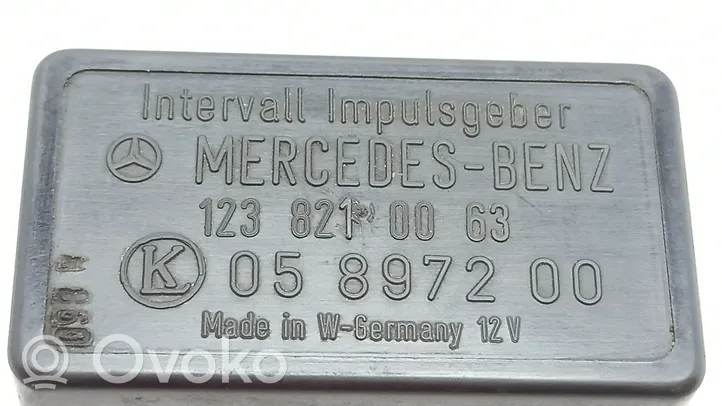 Mercedes-Benz 280 450 W116 Logu tīrītāju relejs 1238210063