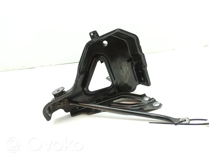 BMW Z4 E85 E86 Headlight/headlamp mounting bracket 74606G0091