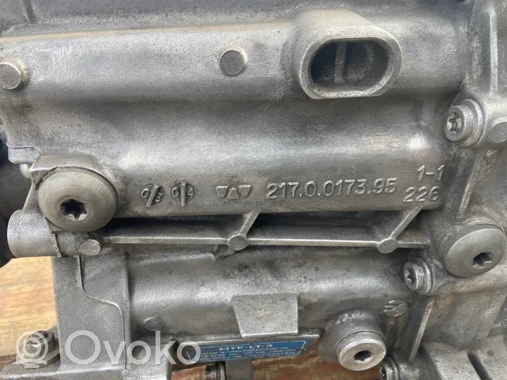 BMW Z4 E85 E86 Mechaninė 6 pavarų dėžė 2170017395