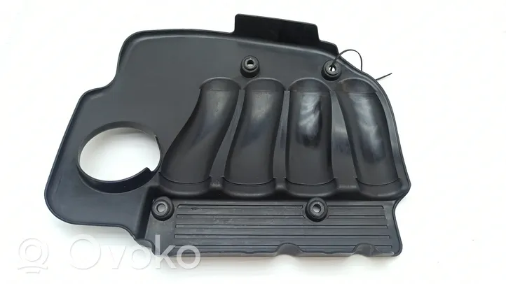 BMW Z4 E85 E86 Variklio dangtis (apdaila) 7523714