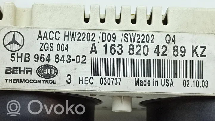 Mercedes-Benz ML W163 Gaisa kondicioniera / klimata kontroles / salona apsildes vadības bloks (salonā) A1638204289