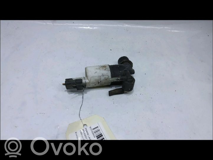 Peugeot 307 Windscreen/windshield washer pump, 10.00 € RRR