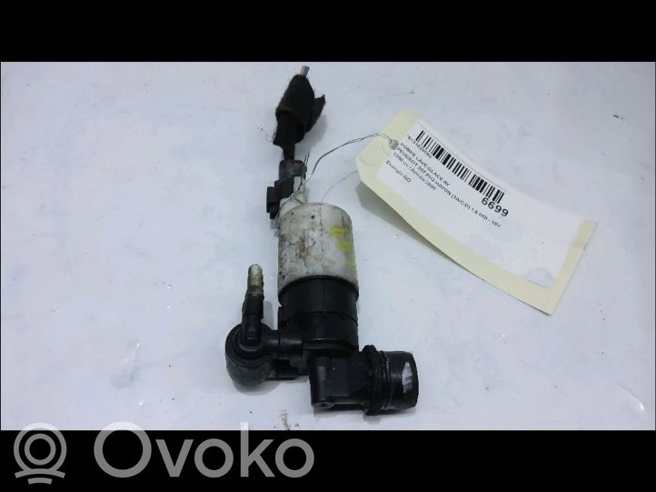 Peugeot 307 Windscreen/windshield washer pump, 10.00 € RRR