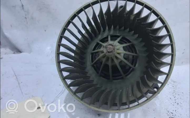 Citroen ZX Pečiuko ventiliatorius/ putikas 644195
