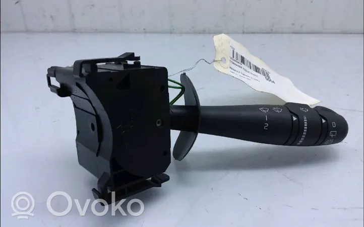 Renault Twingo II Wiper control stalk 7701048915