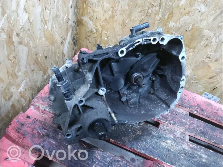 Renault Twingo I Mechaninė 5 pavarų dėžė 7701723249