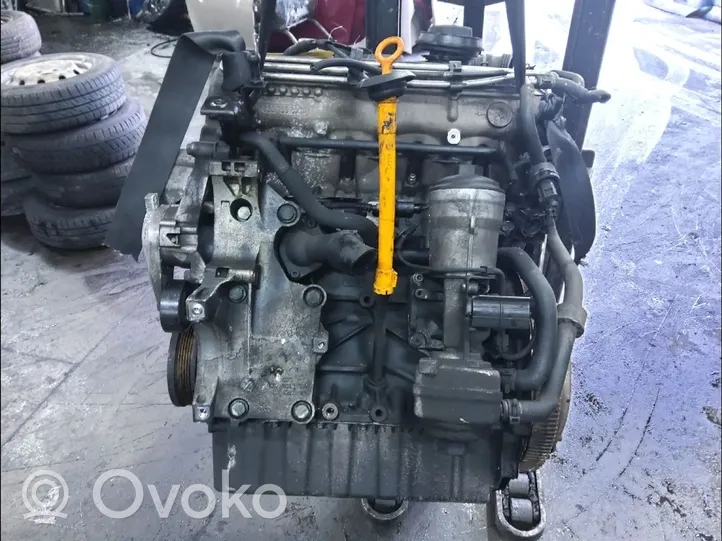 Volkswagen Golf V Moteur 93173813